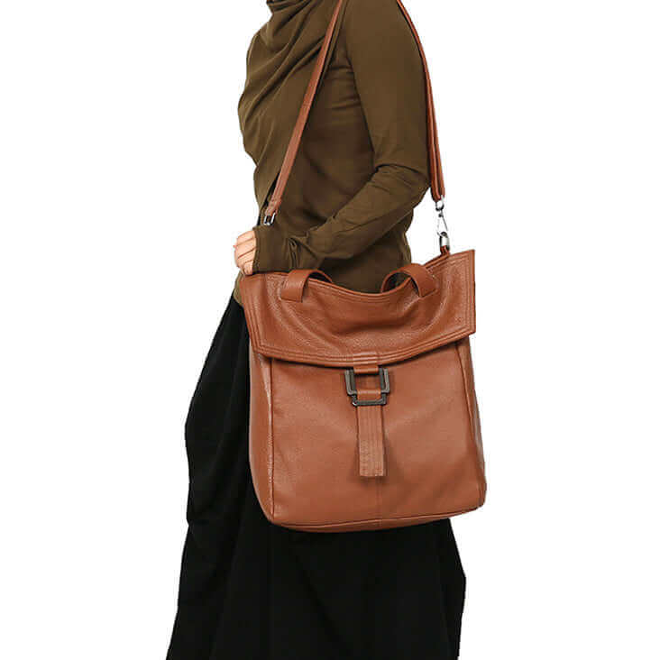 Genuine leather tote bag perfect for everyday use with a spacious interior.