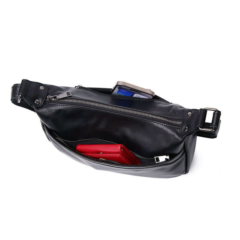 Bottom structure of black leather shoulder bag