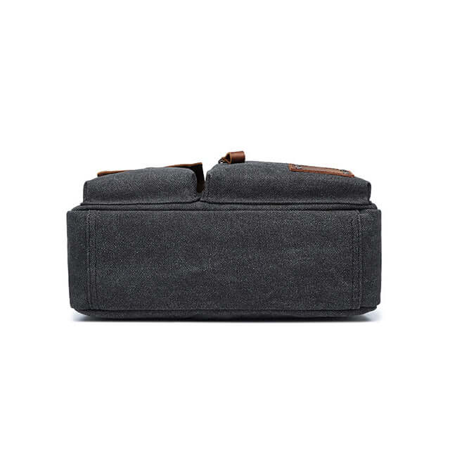 Canvas crossbody bag with multiple storage pockets