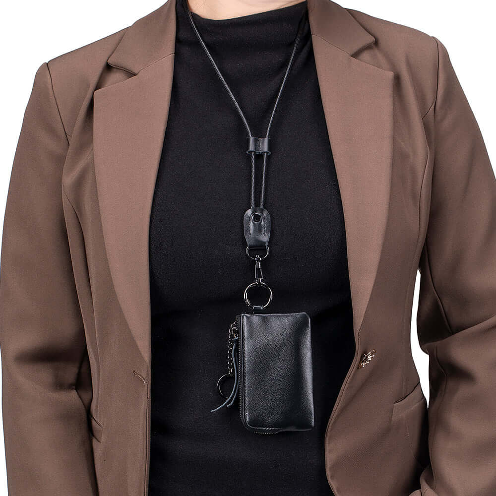 Soft leather wallet designed for hands-free use
