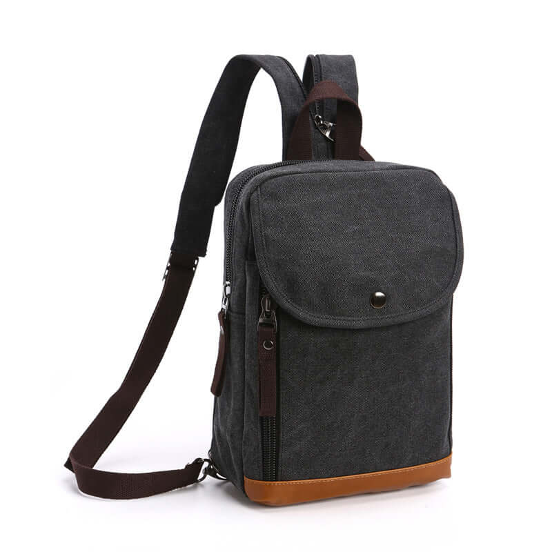 Lightweight unisex daypack in rugged canvas material