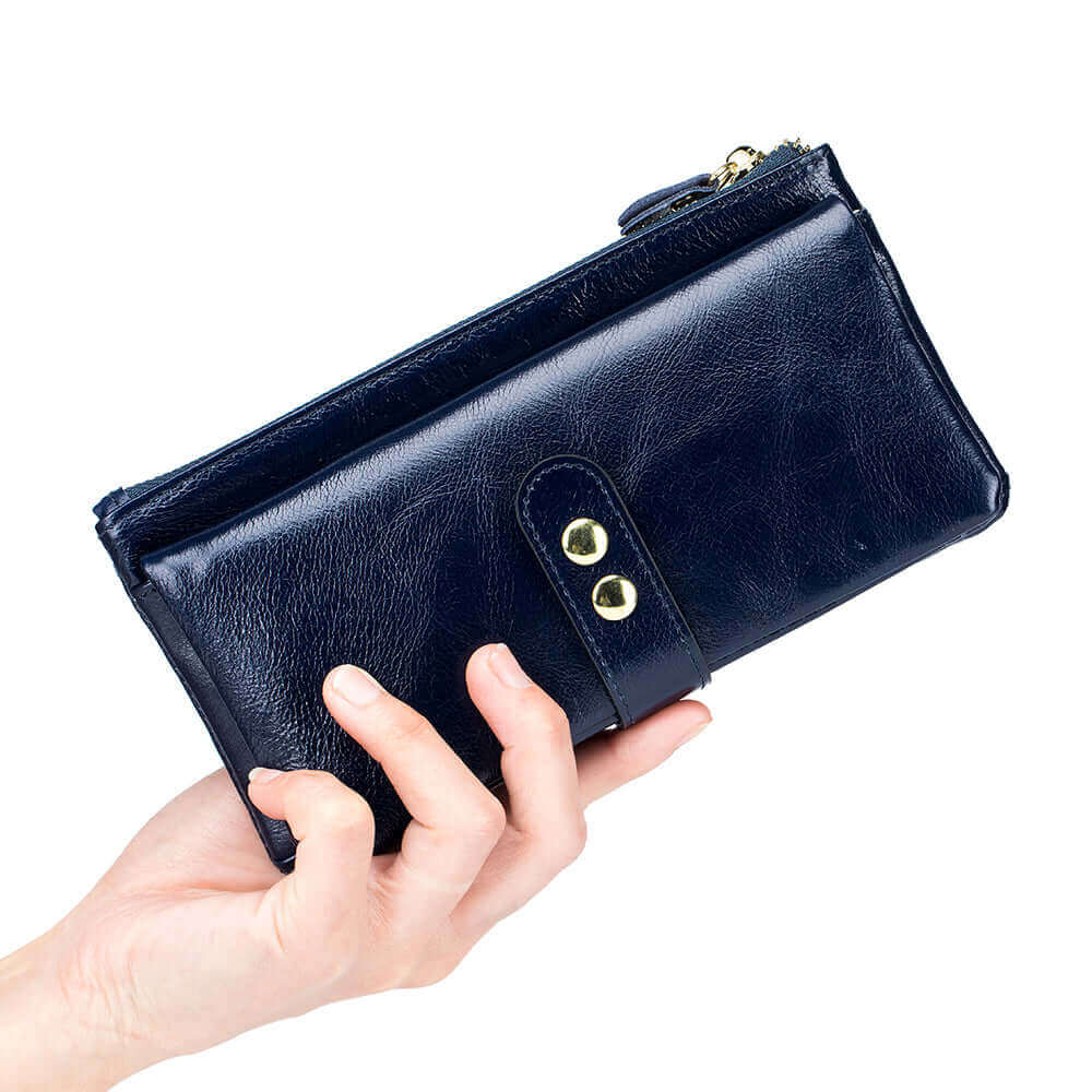 Women's leather wallet NZ with oil wax finish for an elegant look.