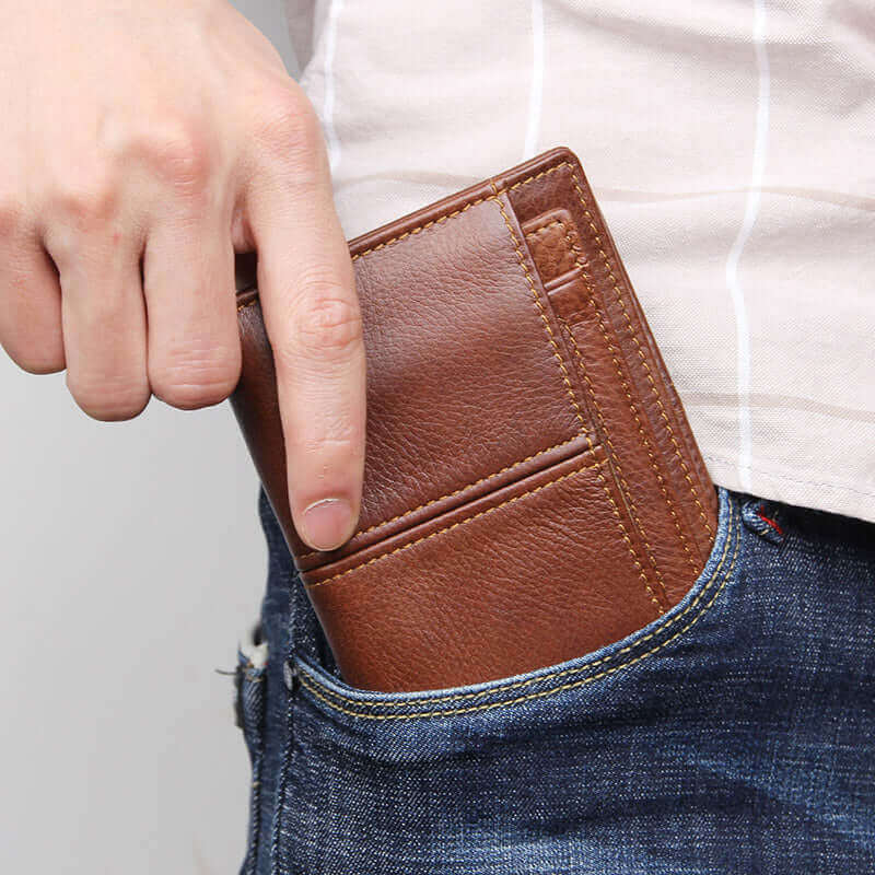 Vertical stitched leather wallet for men